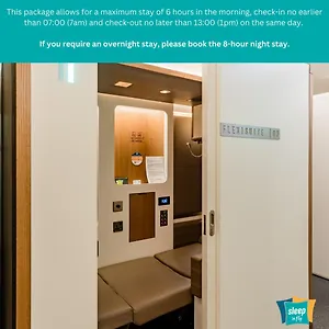  מלון קפסולה Sleep 'n Fly Sleep Lounge, C-gates Terminal 3 - Transit Only