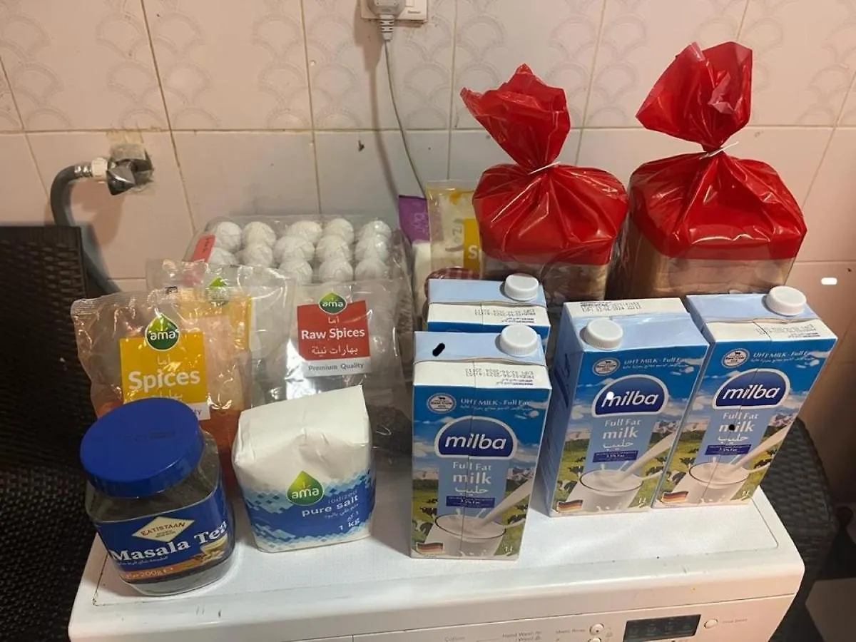 دبي Sush Hostel Near Sharaf Dg And Burjuman Metro Stations